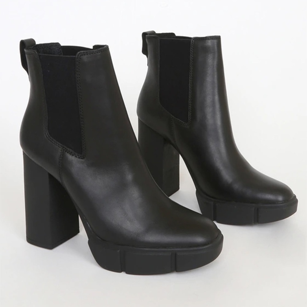 Steve Madden Boots